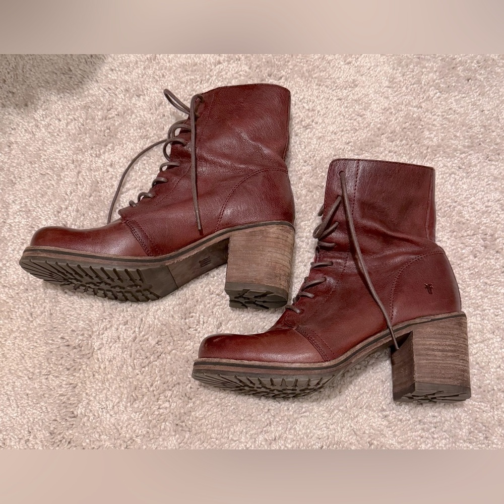 Frye Lace Up Karen Combat Boots - Picture 3 of 10